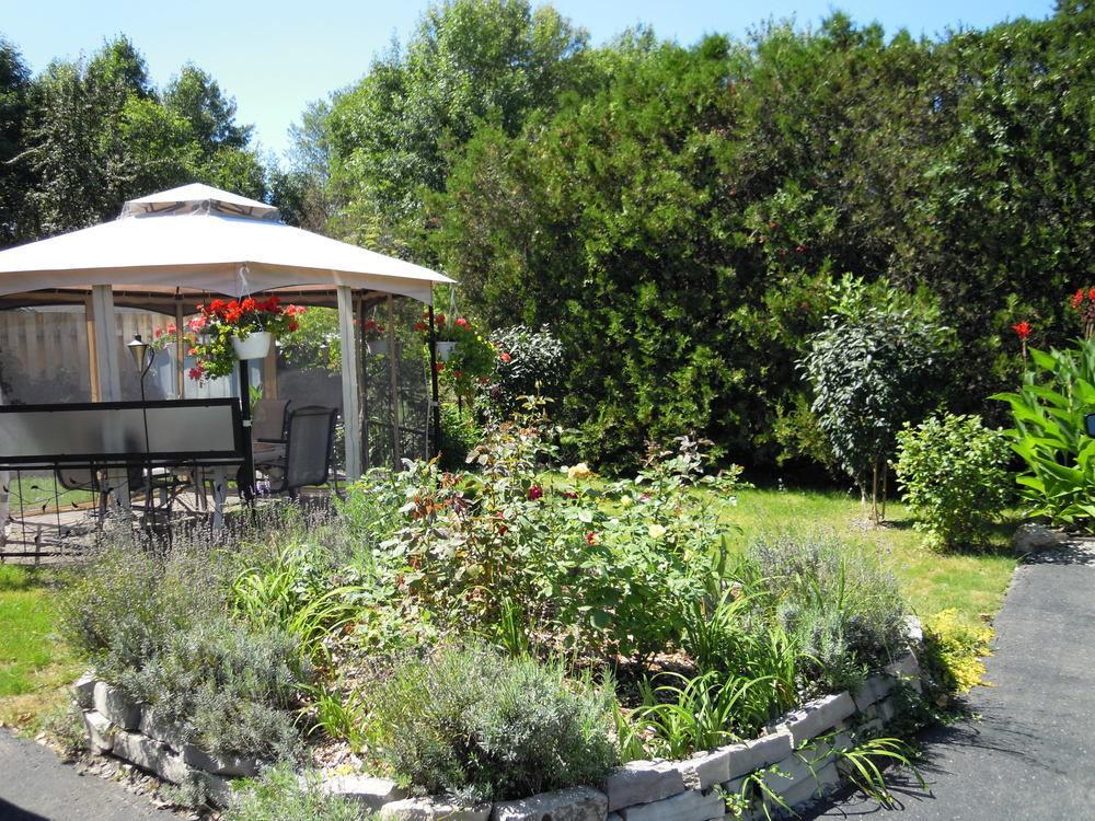 Williams Gate Bed & Breakfast Private Suites Ниагара-он-те-Лейк Экстерьер фото